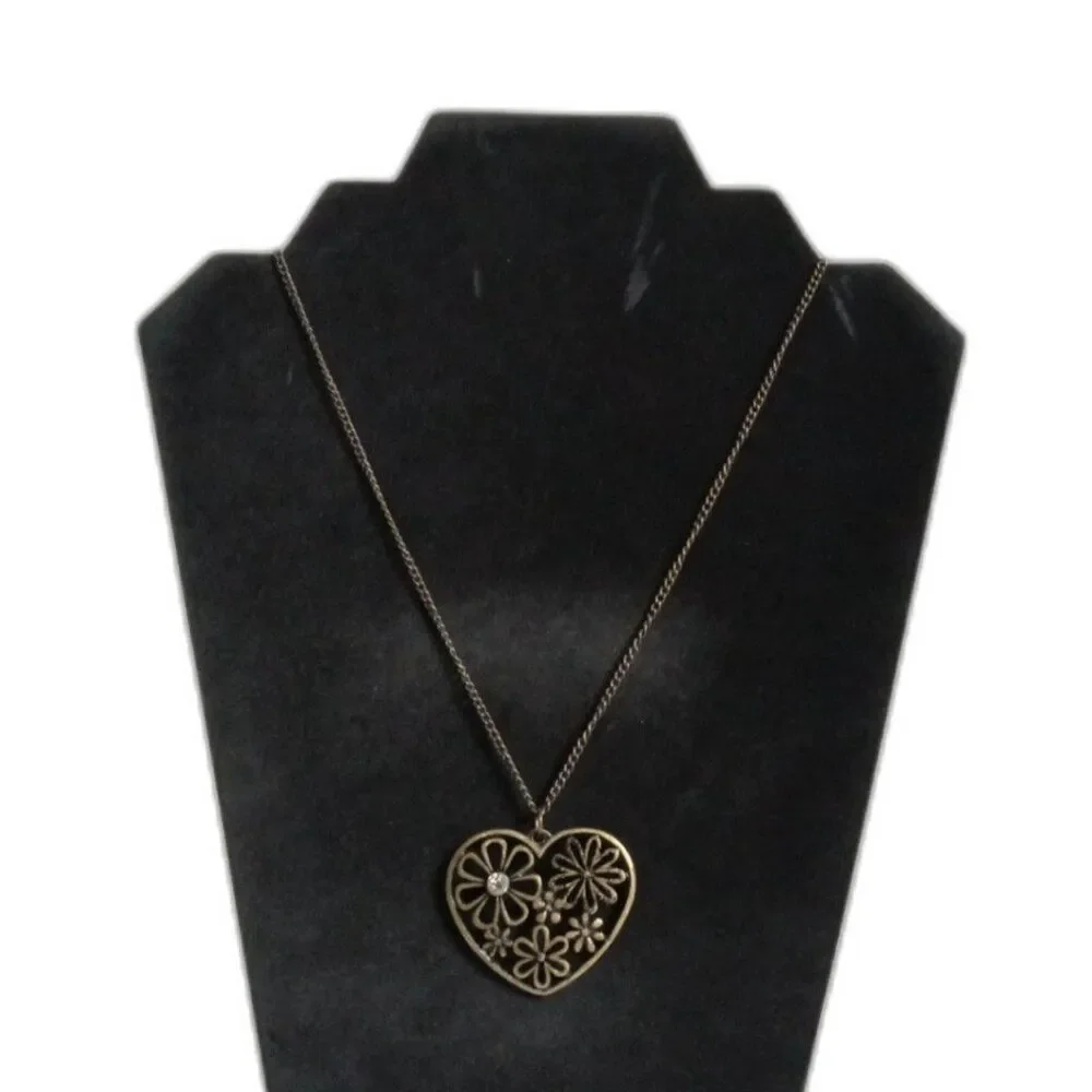 Brassy Gold Toned Filigree Flowers Heart Shaped Pendant Single Strand Necklace